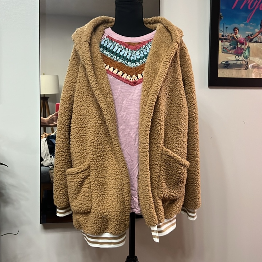Open teddy jacket with athletic striped binding at bottom and cuffs. Size L NWOT